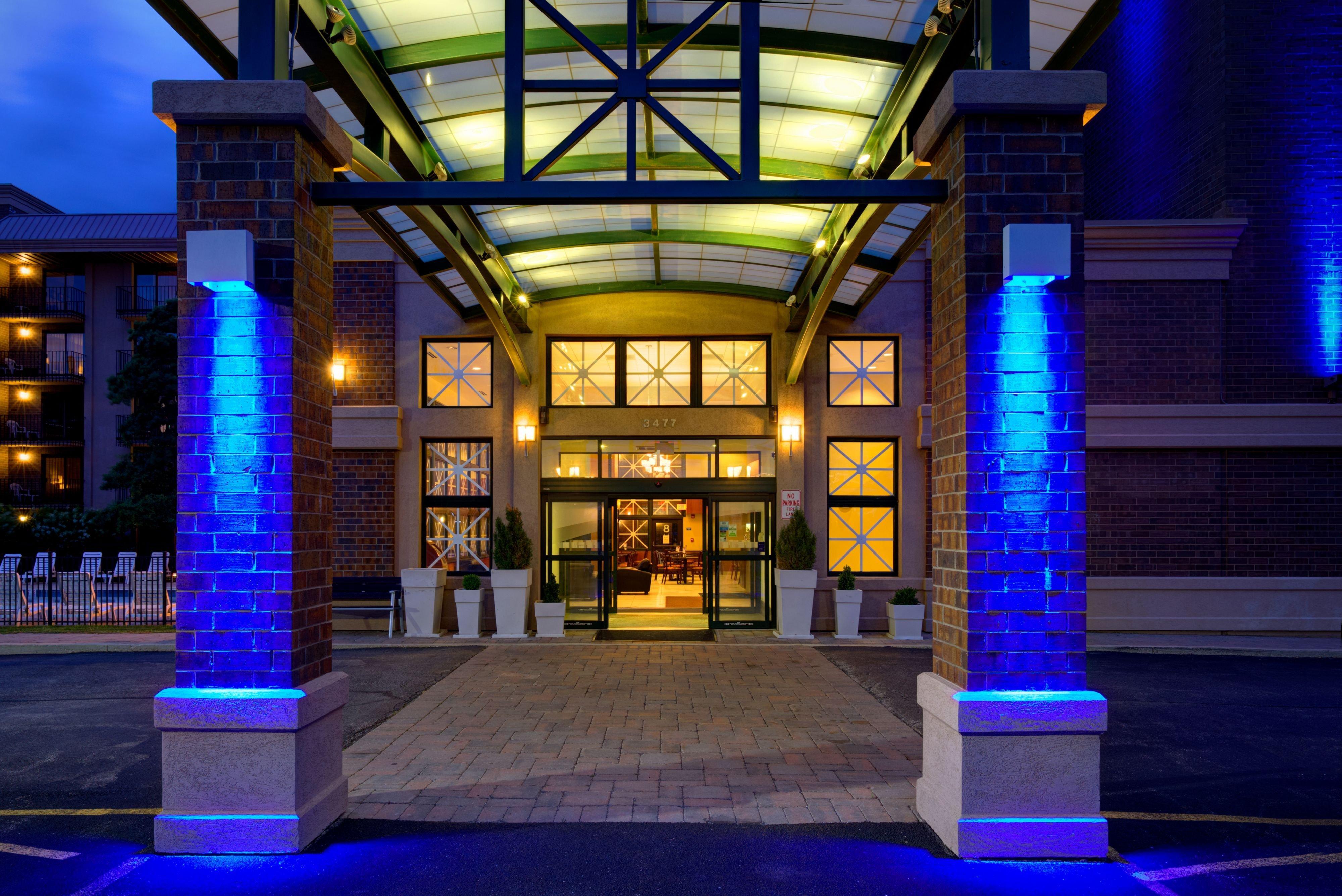Holiday Inn Express Schaumburg-Rolling Meadows By Ihg Exterior photo