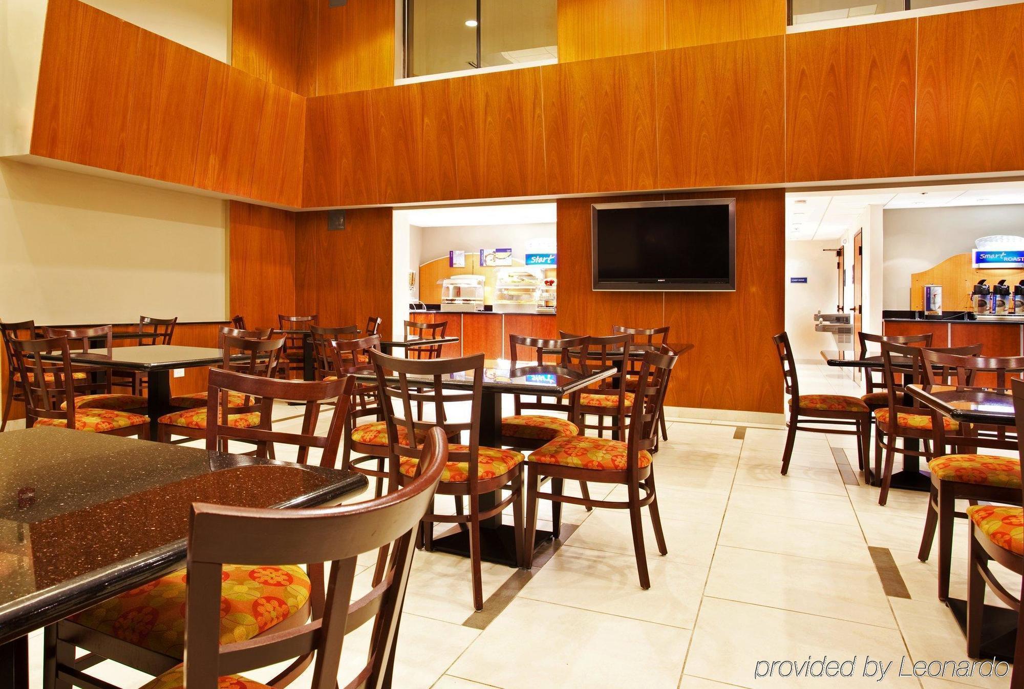 Holiday Inn Express Schaumburg-Rolling Meadows By Ihg Exterior photo